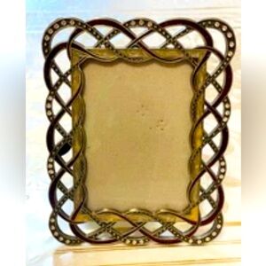 VTG Enameled Rhinestone Photo Picture Frame  Metal Stand Size 5x7”